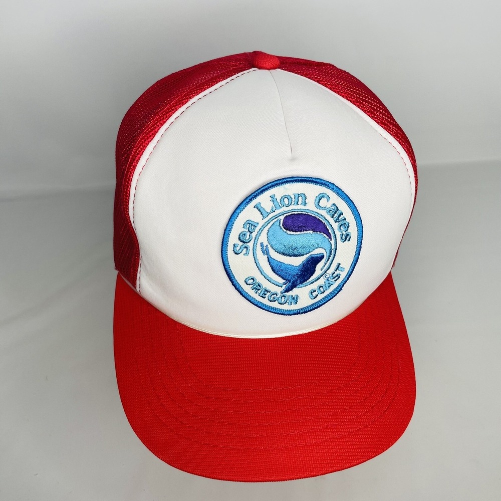 SEA LION CAVES / OREGON COAST vintage red/white snapback trucker cap /‎ hat